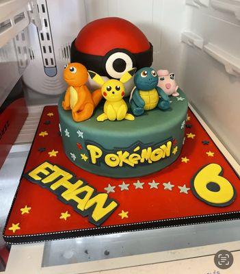 Pokémon Cake