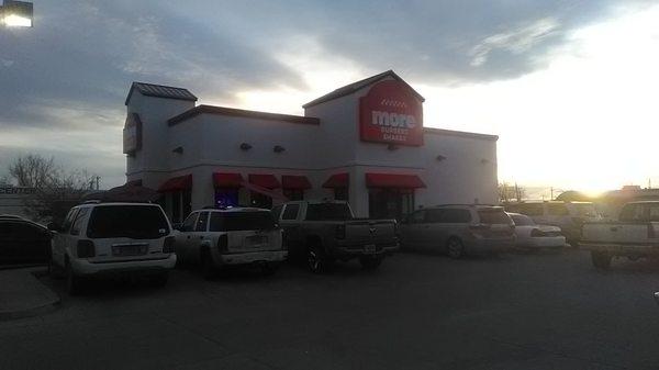 New location in Riverton, Wyoming.  a family style burger place that serves beer.