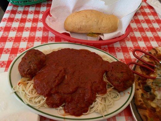 Spaghetti and Meatballs