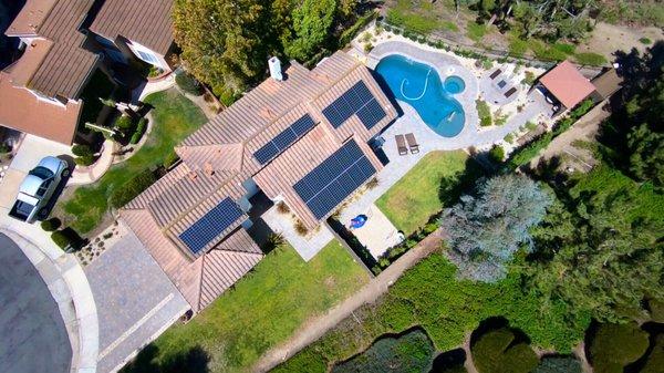 7.5kW solar installation in Laguna Niguel.  Home battery storage for off grid power!  Savings of over $300 a month.