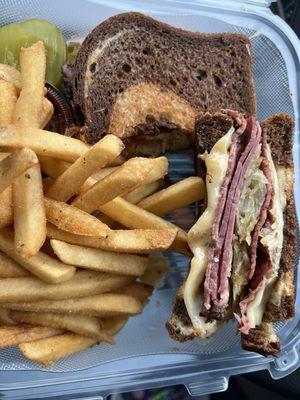 Amazing Rueben and fries, love this sandwich!