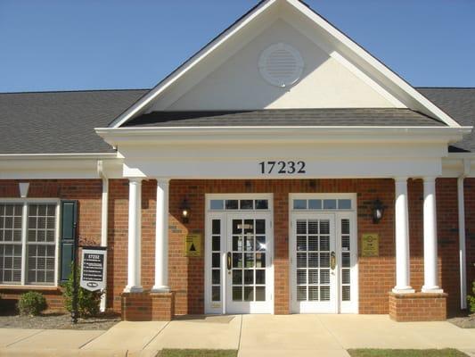 Front office facade for Carolinas Metro Realty and CMR Property Management