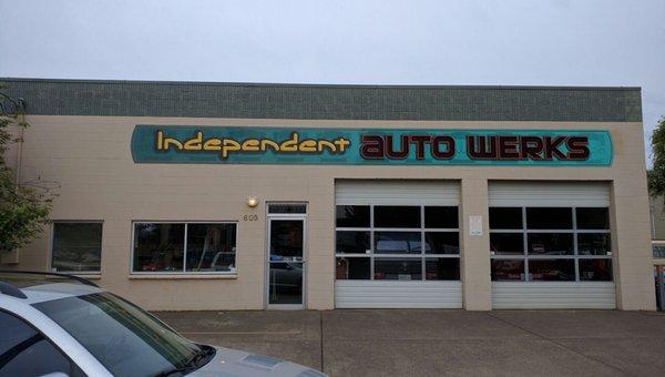 Independent Auto Werks