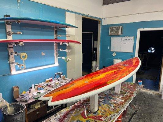 One stop shop from customizing your own board or learning how to build your own Surfboard.