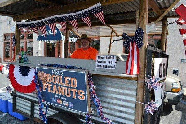 Mike's Boiled Peanuts