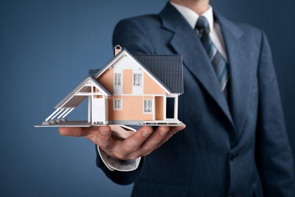 We help property owners, landlords, property managers with legal and real estate needs.