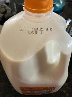 Milk sold March 23!!!!!!!!! Disgusting!!