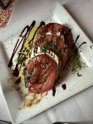 Tomato and cheese salad