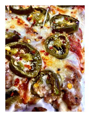 Jalapeño/Sausage Pizza  @ Cochiaro's Pizza. Elmhurst IL  Pizza  Pasta Ribs Italian Beef Chicken Sandwiches IceCream Shake etc.Cool!