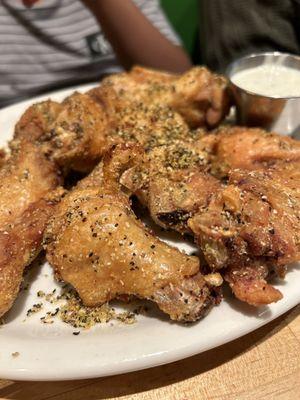 Lemon pepper chicken wings