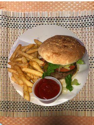 Cheese burger with fries