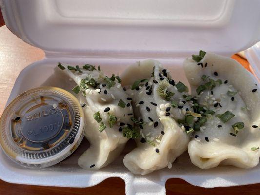 3 piece pork dumplings straight up (scallion oil and sesame seeds)