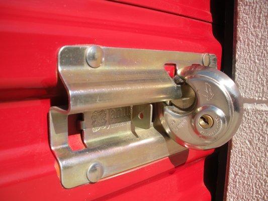 Free Stainless Steel Disc Lock With Move-In