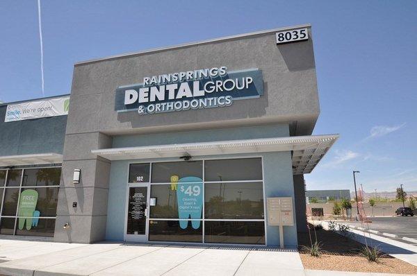 Looking for a family dentist in Las Vegas, NV? You have come to the right spot!