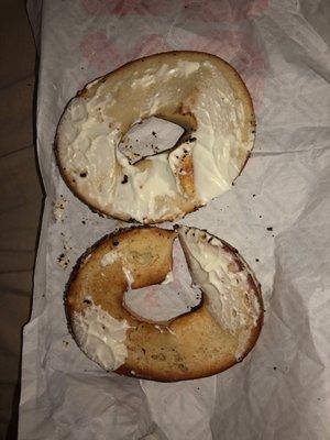 this is like the 5th time i've gotten a bagel at this dunkin and it looking like this... how the hell am i suppose to eat this dry ass bagel