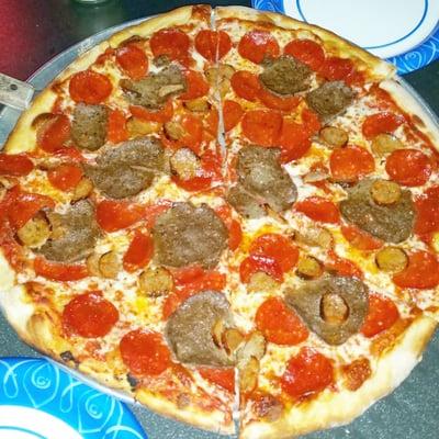 Don Ameati ($15): 16 inch meatfest of pepperoni, sausages and meatballs.