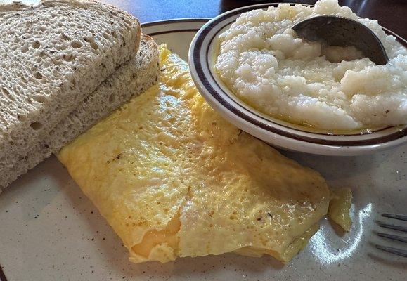 Rye toast, Special - Eggs & No Meat, grits