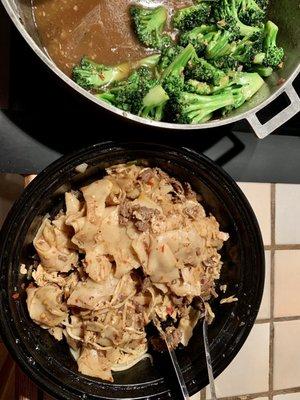 Added stir fried broccoli to my beef chow fun leftovers!