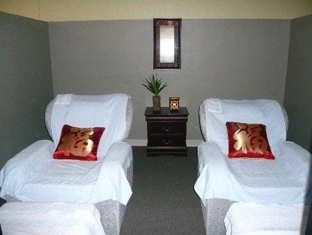 private couple foot massage room