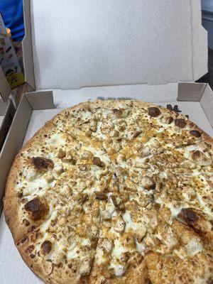 Chicken Alfredo Pizza