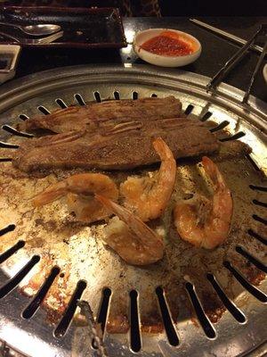 Galbi and shrimp on the grill