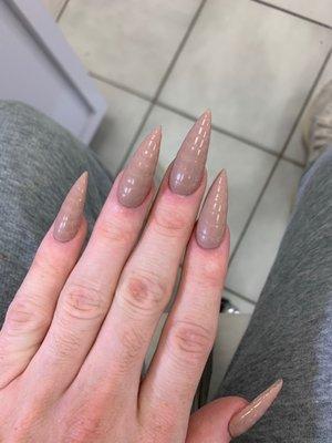 nails