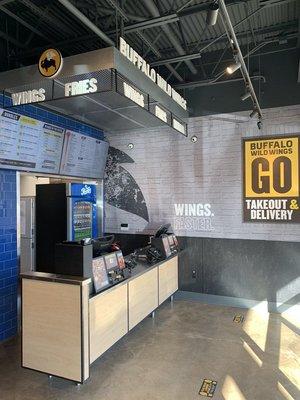 Buffalo Wild Wings 'Go' Photo 4