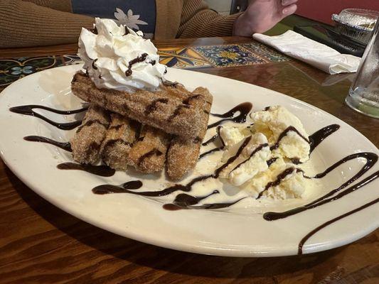 Churros with ice cream