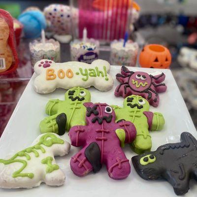 Halloween cookies in store!