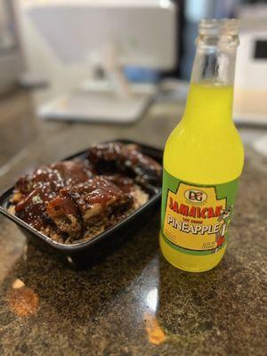 Jerk Chicken Meal and pineapple!