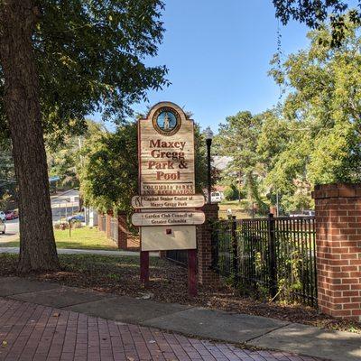 Maxcy Gregg Park and Pool, Columbia