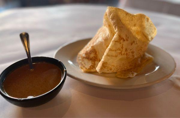 Roti Prata with Curry Sauce