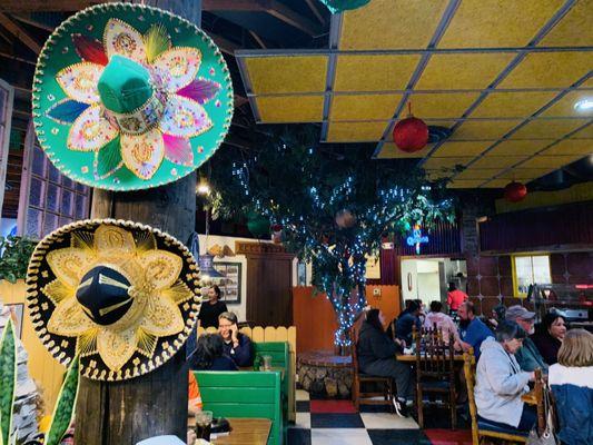 Vibrant and colorful entryway at Leo's Mexican restaurant :) !