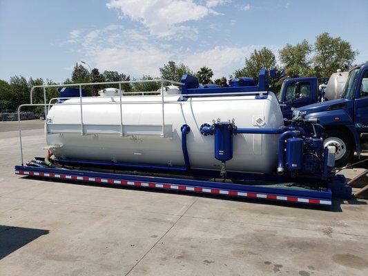 New service for our customers! 3,000 gallon self contained tank to leave on site for small volume vacuum pick up.