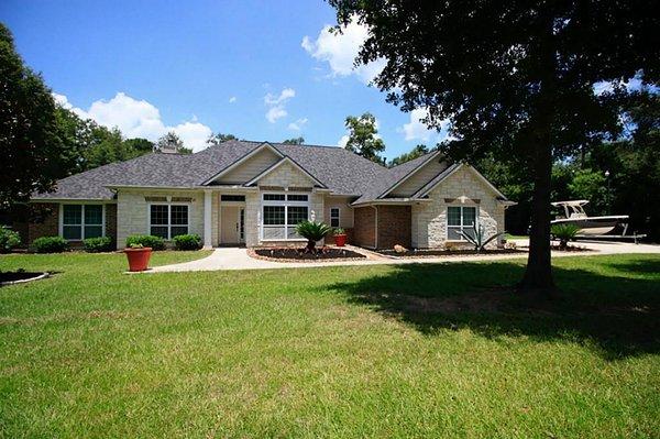 SOLD house with 4 acres in Conroe