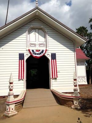 The Coach Barn dressed for 4th of July