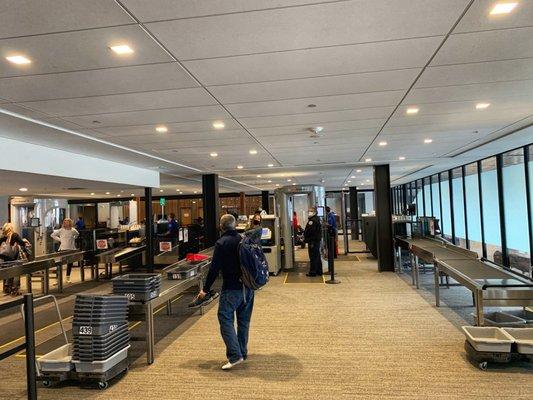 TSA Checkpoint - Eagle County Regional Airport