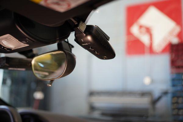 Drone Mobile dash camera in a 2008 Ferrari F430