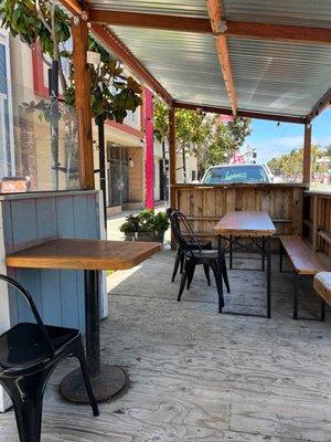 Parklet outside of restaurant