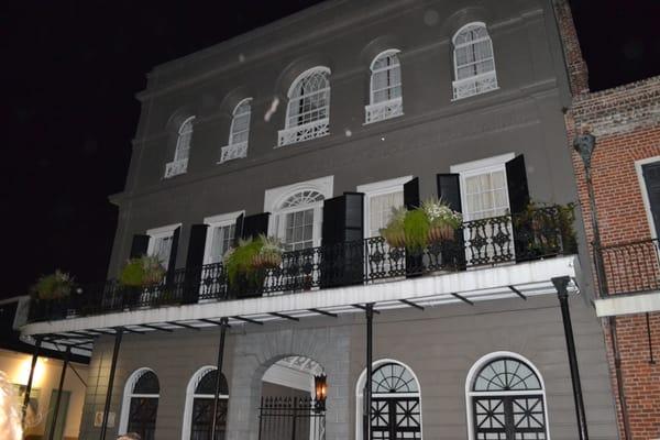 Orbs everywhere in front of Delphine Lalaurie's house. Taken during Marylin's tour.