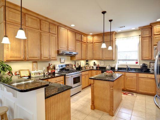 Beautiful Kitchen With Small Center Kitchen Island