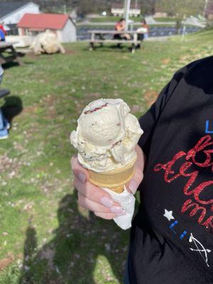 Butter pecan large cone