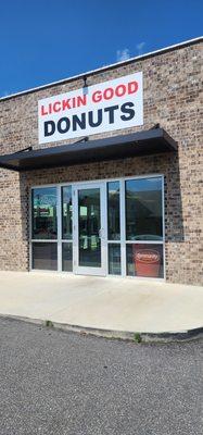 South Baldwin Regional Medical Center loved the donuts and so did I. Thanks Lickin Good Donuts in Robertsdale, AL!!