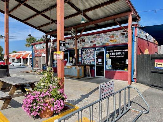 The second of what appears to be two former gas station buildings that make up the SSBBBQ.