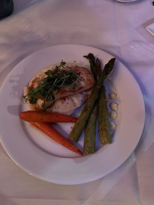 Halibut with Asparagus, Carrots and Mashed Potatoes