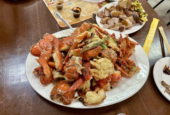 And this is the after. From live lobsters to this delicious dish of lobsters cook in scallions, ginger and onions sauce.