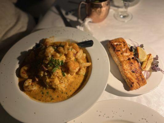 Shrimp & grits add salmon YUMMY