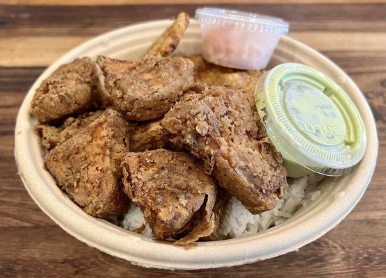 Vegan Griot (Fried Jackfruit) Plate