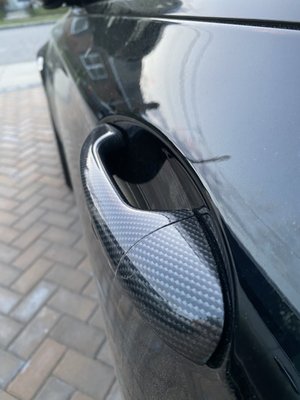 Chrome delete matte carbon fiber door handles