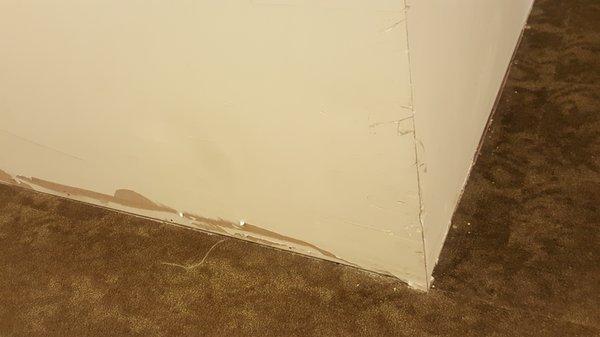 Hallway missing entire baseboard